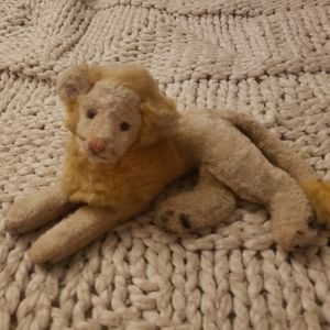 Vintage 1940 Steiff lion list price 150